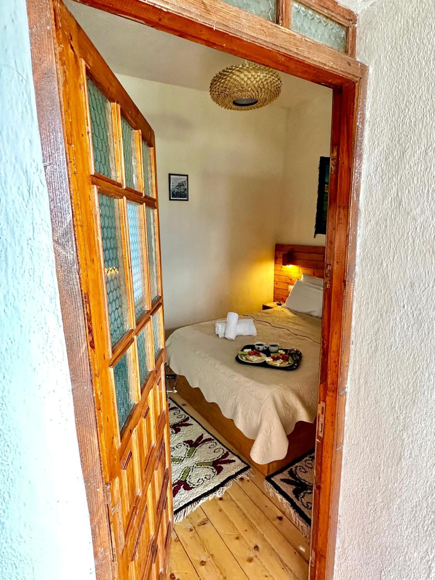 Guest House Salaria Gjirokaster Ruang foto
